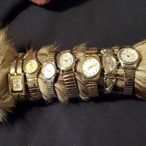 Resellers or Collecters Lot of 7 Silver Stretchy Metal Band‎ Working Watches